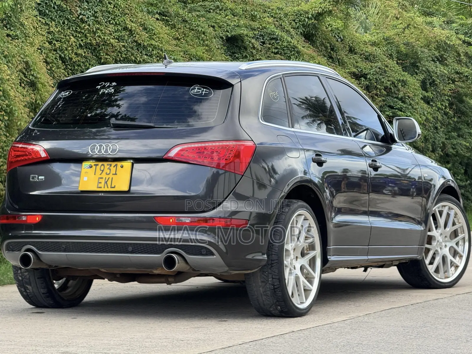 Audi Q5 2.0T Premium Quattro 2011 Black