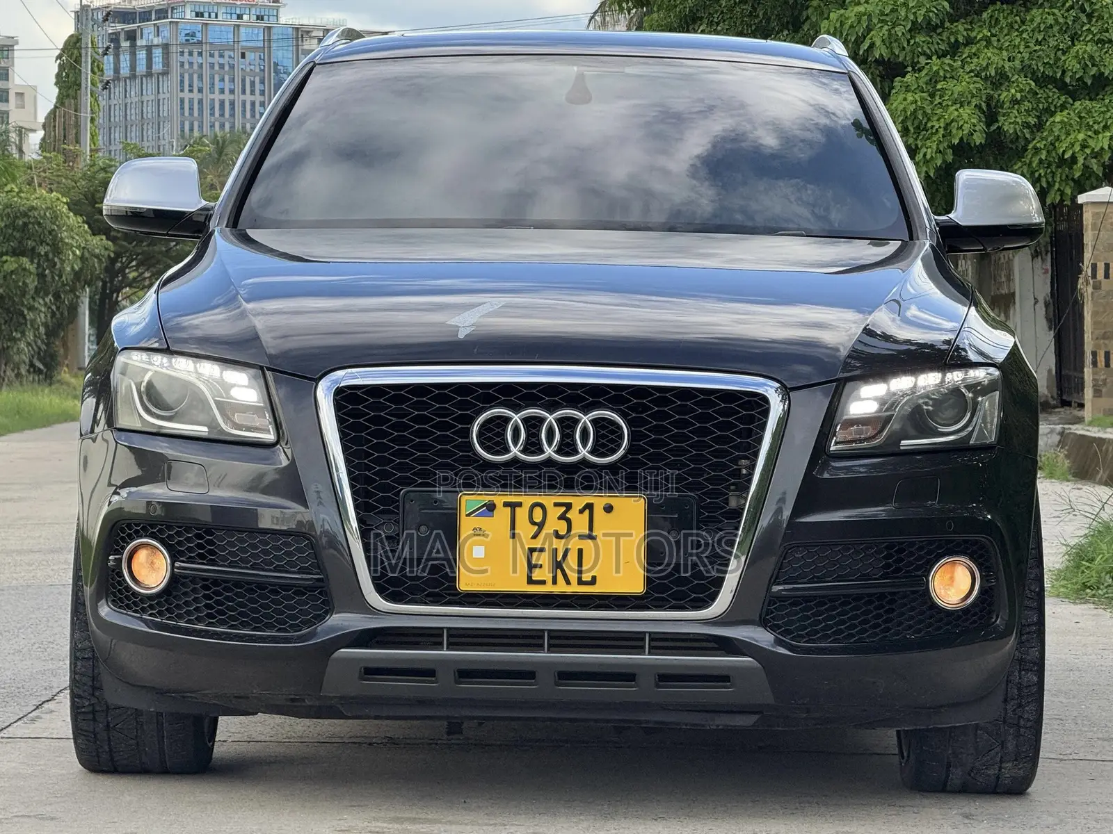 Audi Q5 2.0T Premium Quattro 2011 Black