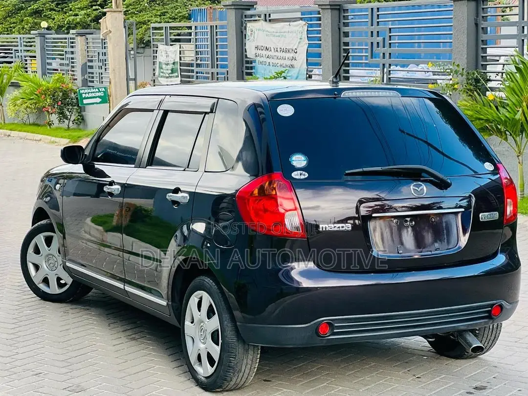 Mazda Verisa 2008 Purple