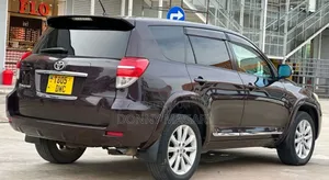 Toyota Vanguard 2011