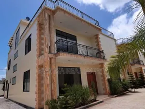 3bdrm Villa in Masaki for rent