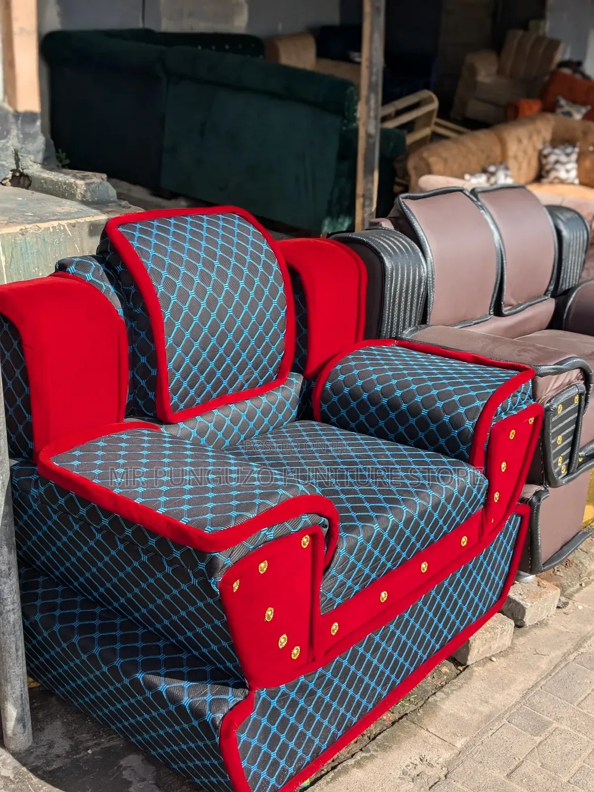 Sofa Classic Sana Mtu Mmoja