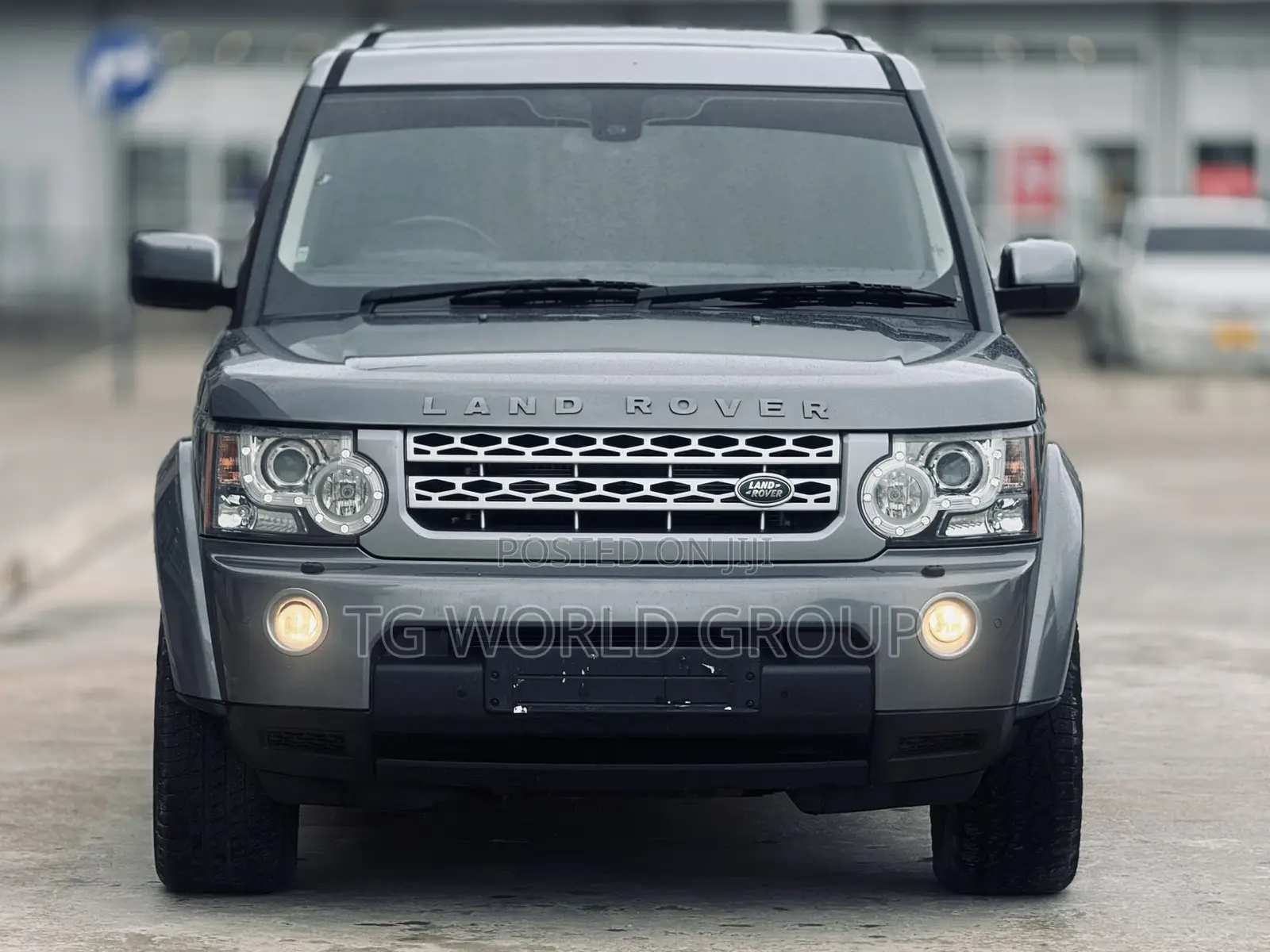 Land Rover Discovery 2013 Gray