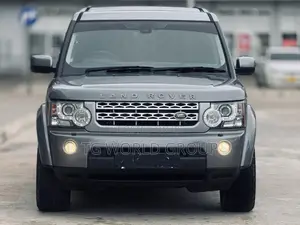 Land Rover Discovery 2013 Gray