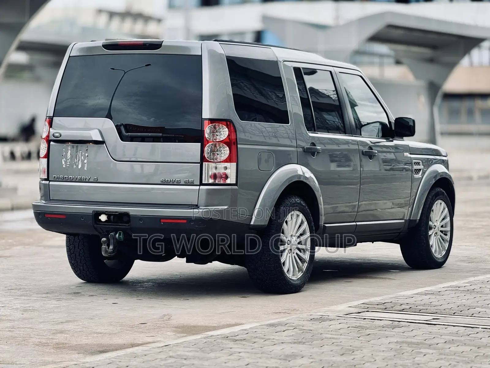 Land Rover Discovery 2013 Gray