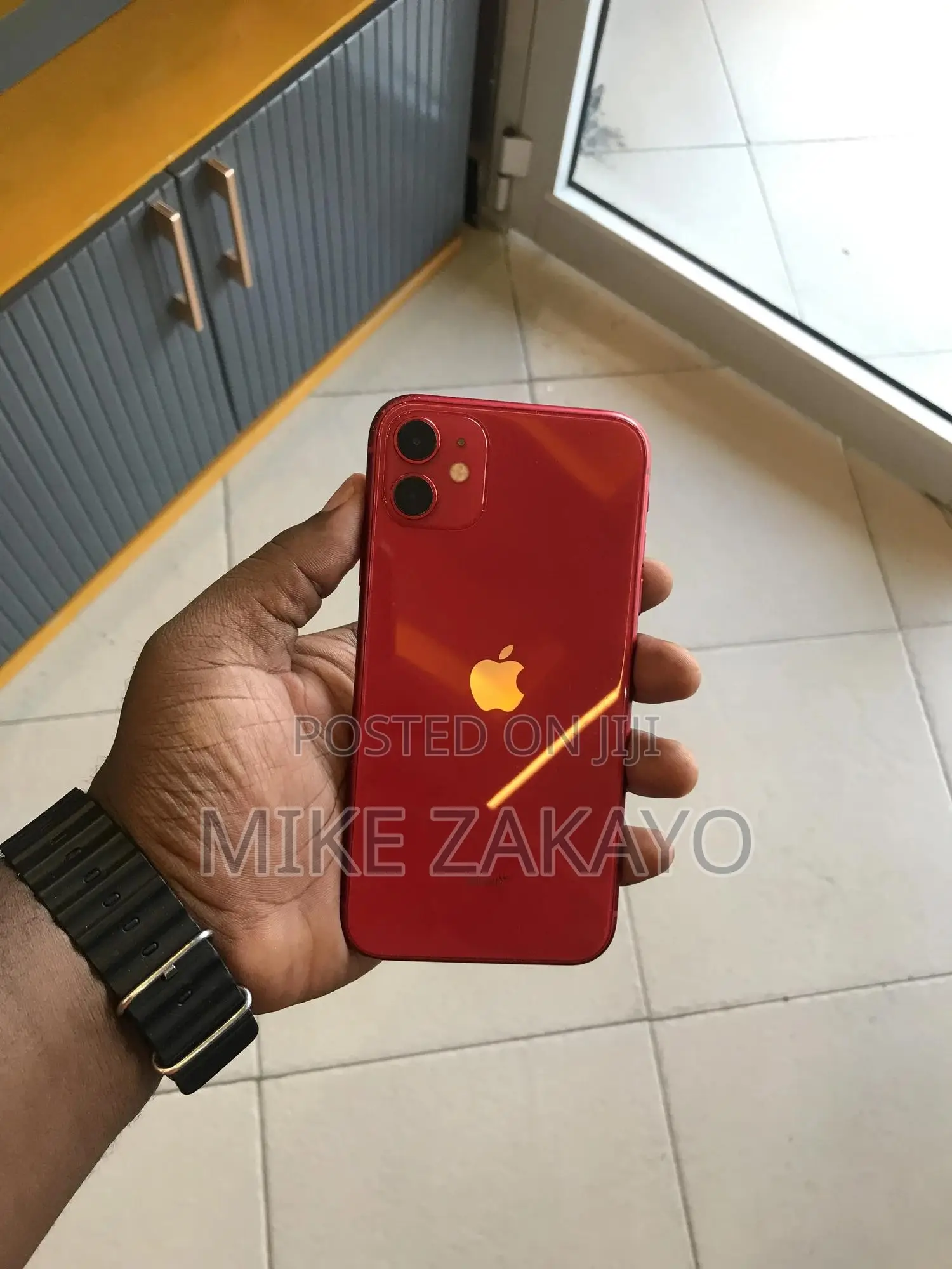 Apple iPhone 11 128 GB Red