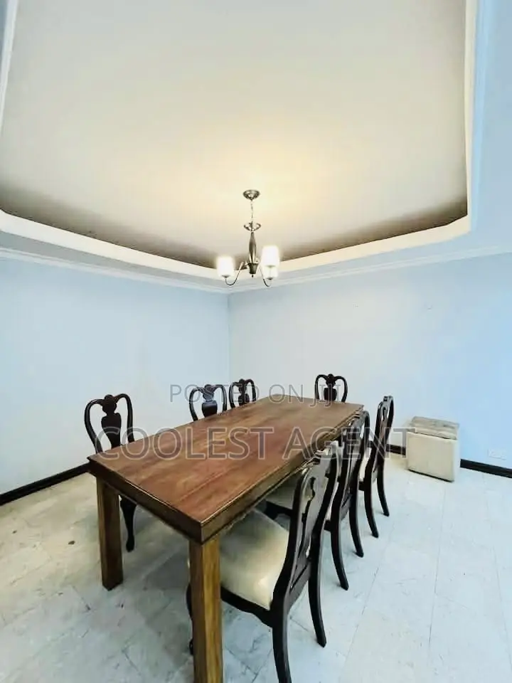 6bdrm Duplex in Upanga, Kinondoni for rent