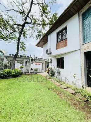 6bdrm Duplex in Upanga, Kinondoni for rent