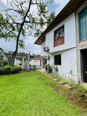 6bdrm Duplex in Upanga, Kinondoni for rent