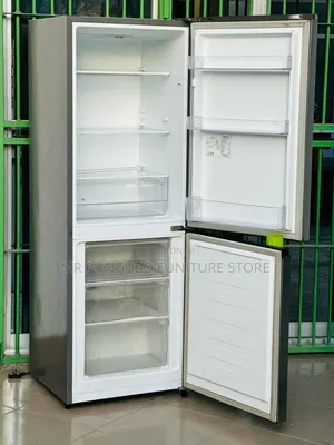 Hisense Fridge // 230l // 0,000