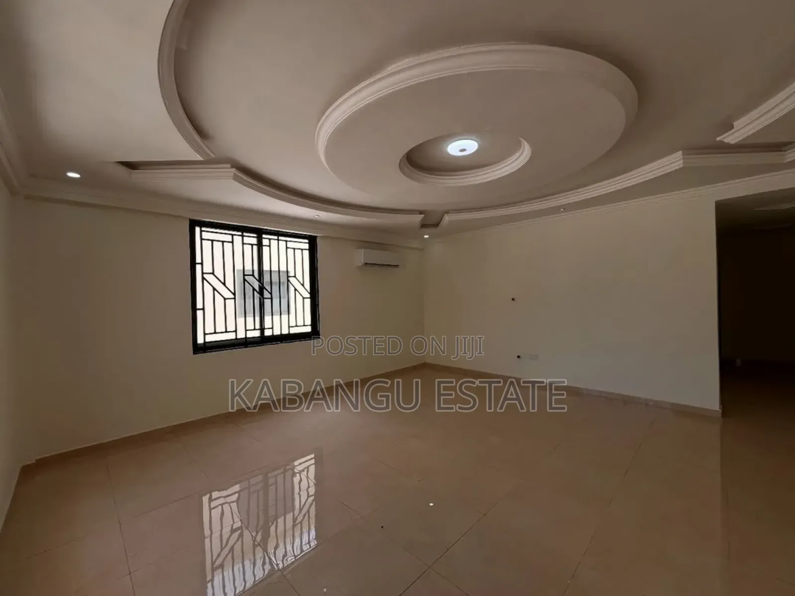5bdrm Villa in Oysterbay for rent