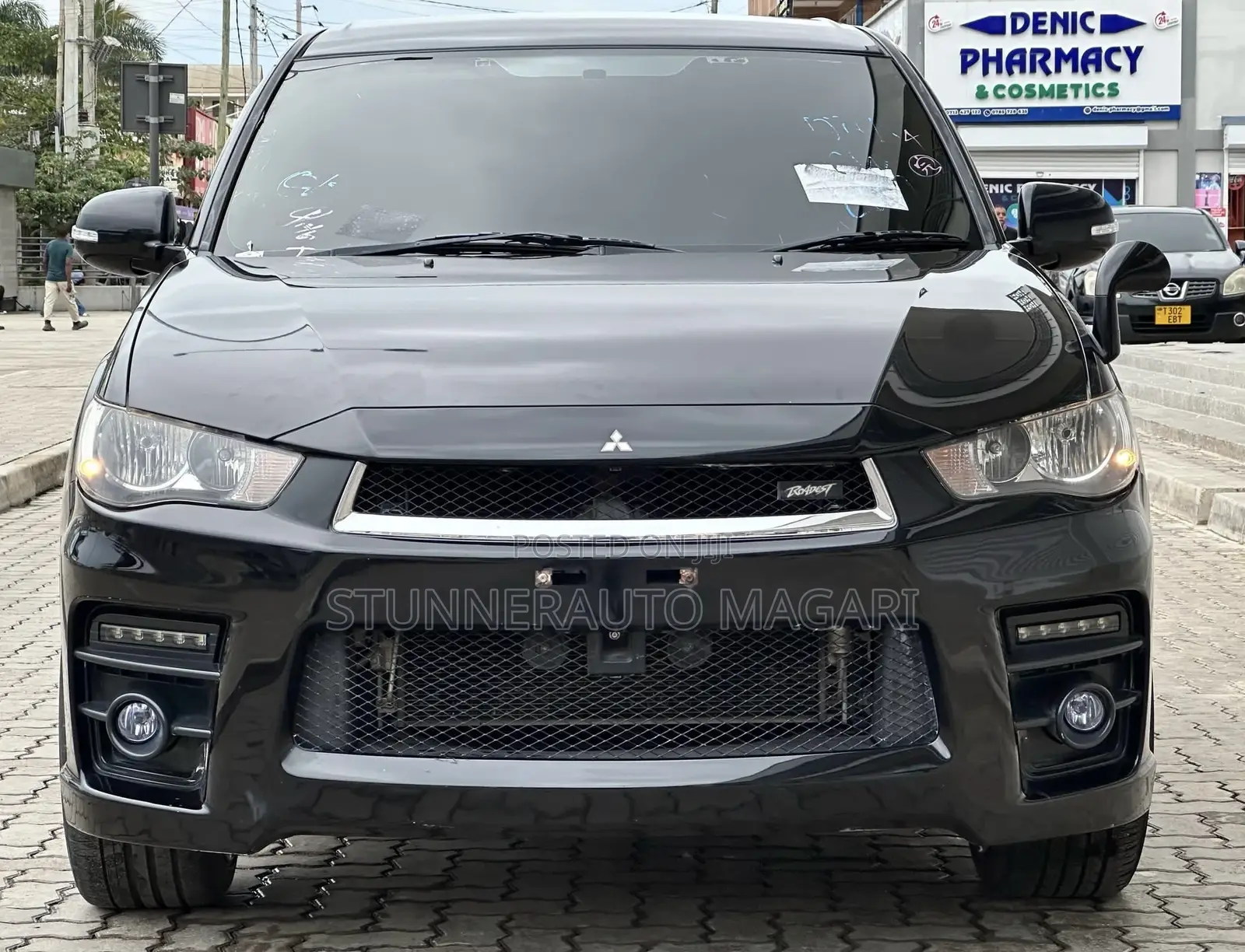 Mitsubishi Outlander 2011 Black