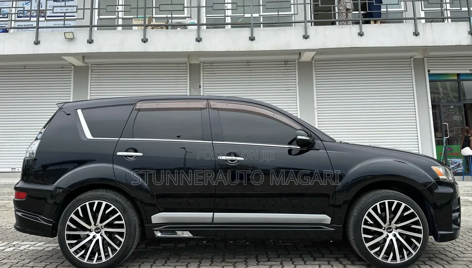Mitsubishi Outlander 2011 Black