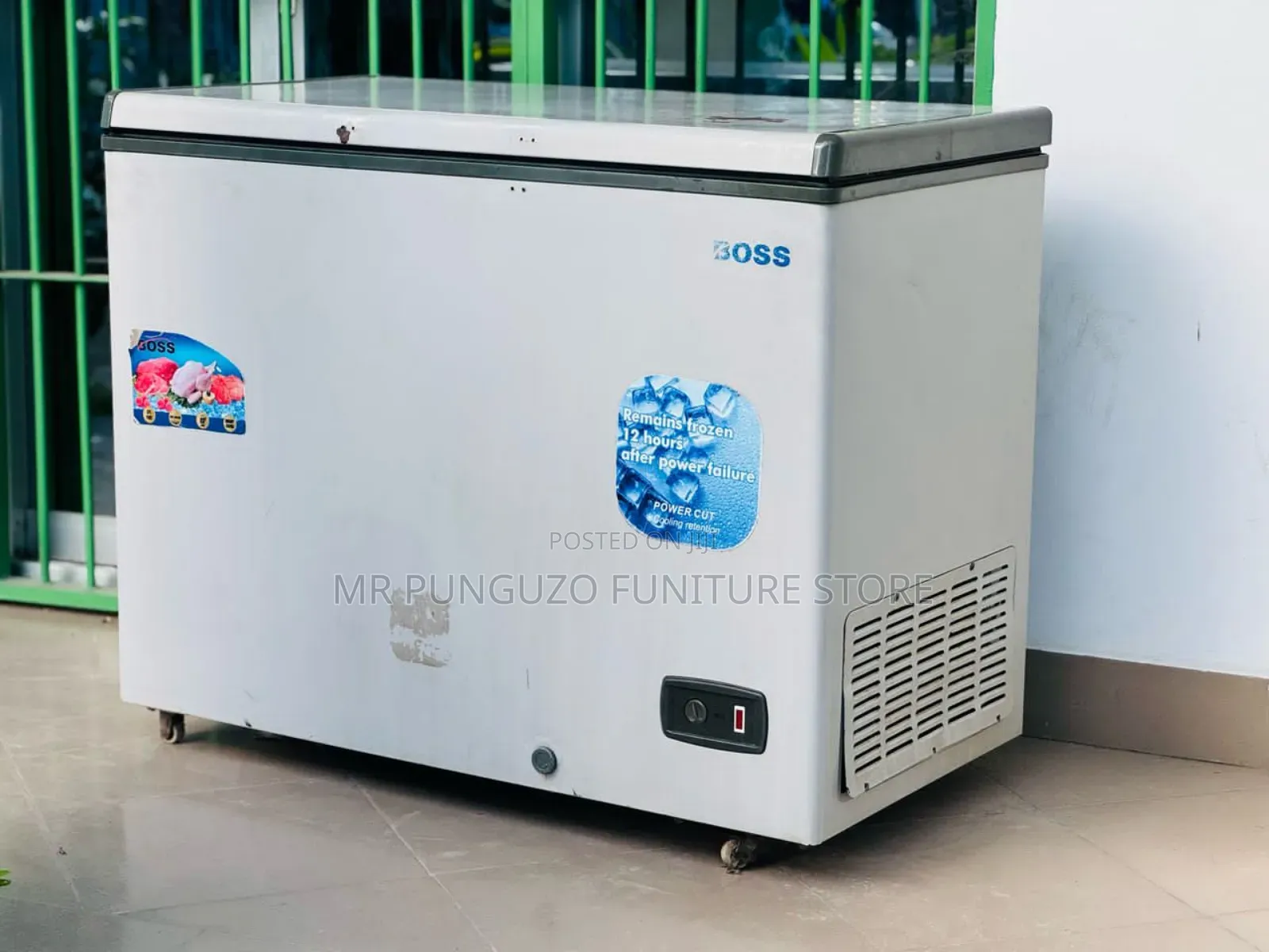 Boss Freezer // 300l // Bei 700,000