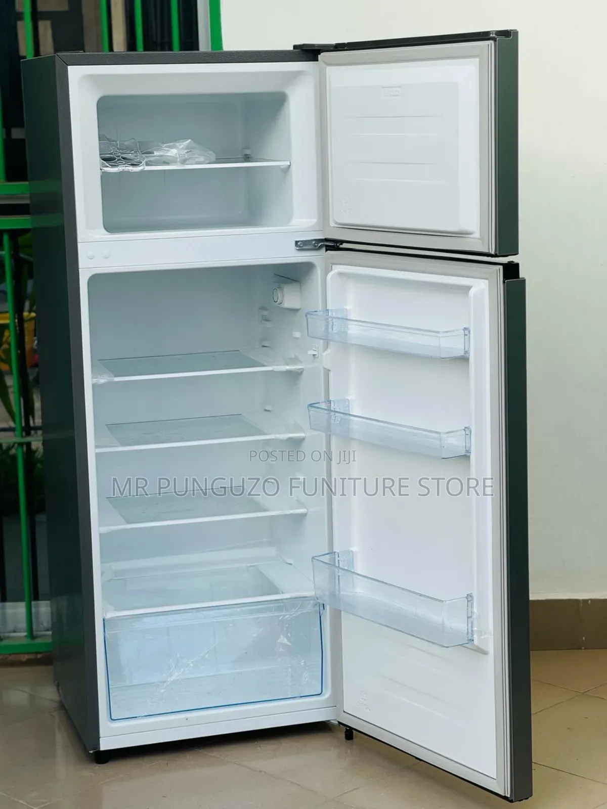 Hisense Fridge //205l // Bei 630,000