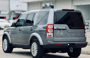 Land Rover Discovery 2013 Silver