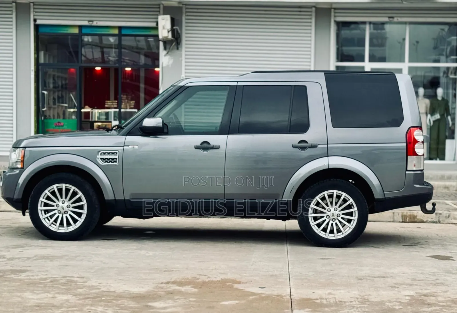Land Rover Discovery 2013 Silver