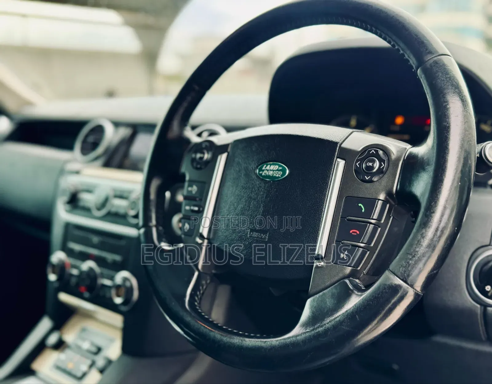 Land Rover Discovery 2013 Silver