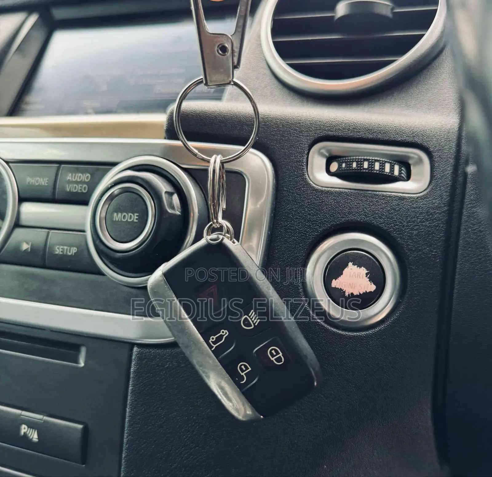 Land Rover Discovery 2013 Silver