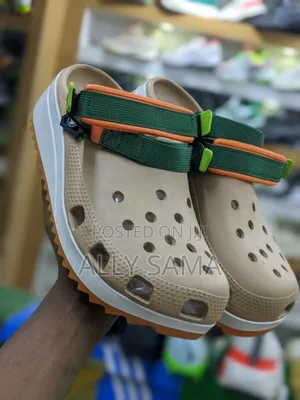 Men's Crocs Sandler Material Rubber