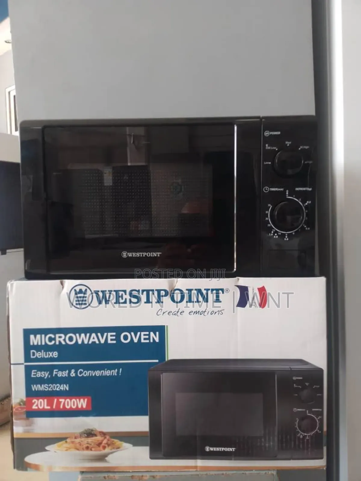 Westpoint Microwave WMS 2024 20l Manual Black