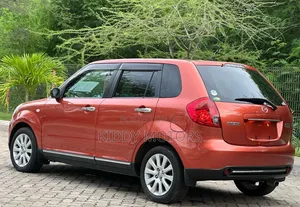 Mazda Verisa 2009 Red