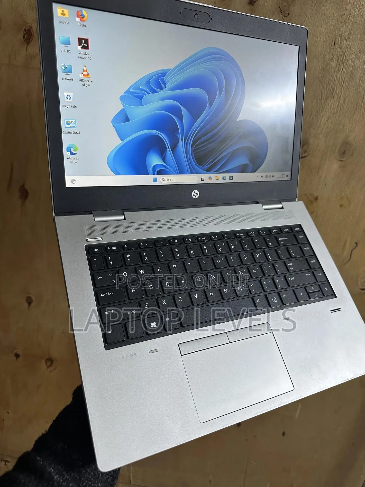 New Laptop HP ProBook 640 G4 8GB Intel Core i5 SSD 320GB