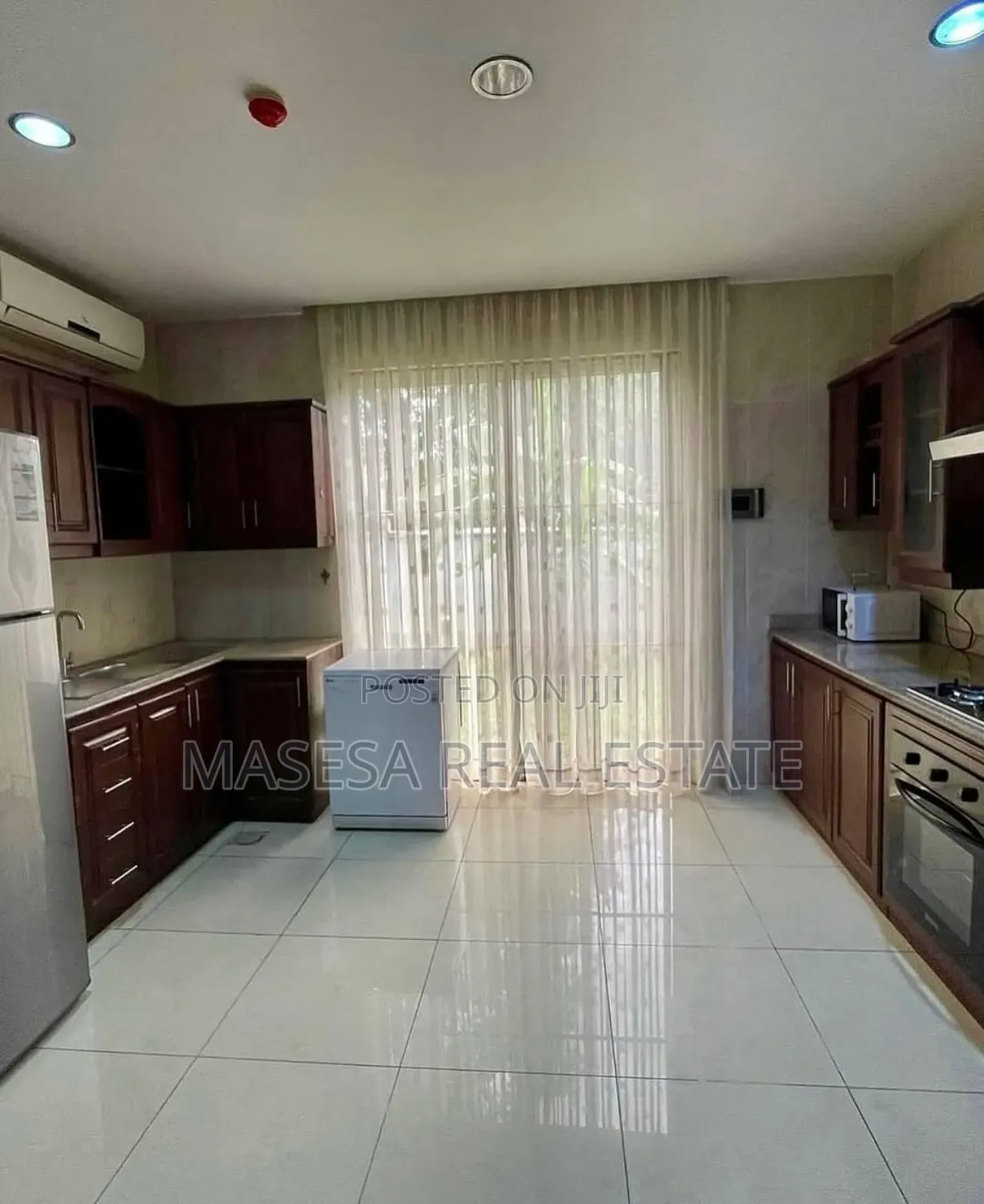 Furnished 3bdrm Villa in Oyster Bay for rent