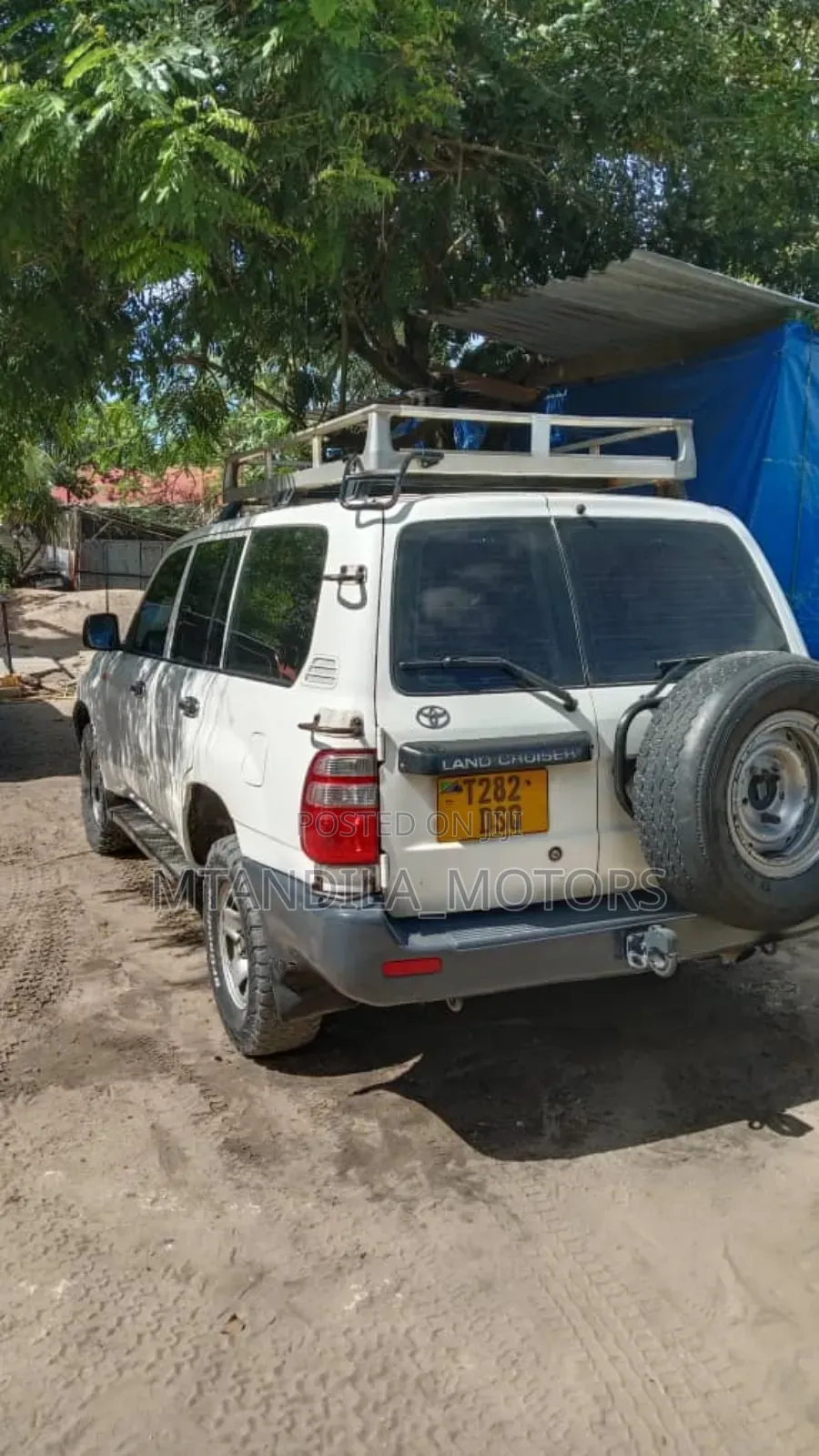Toyota Land Cruiser Prado 2005 White
