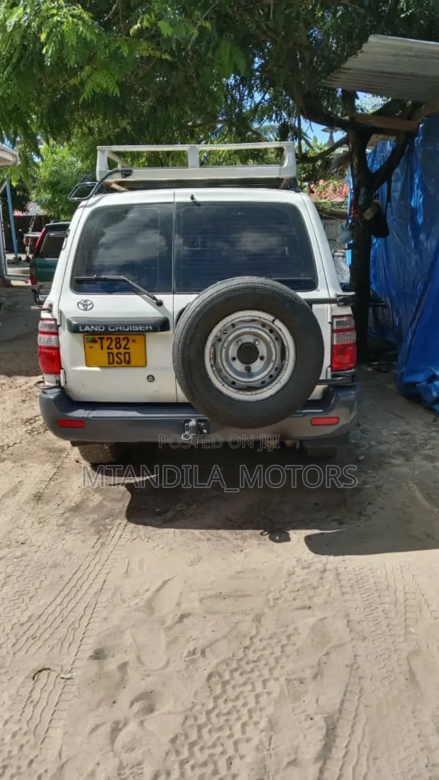 Toyota Land Cruiser Prado 2005 White