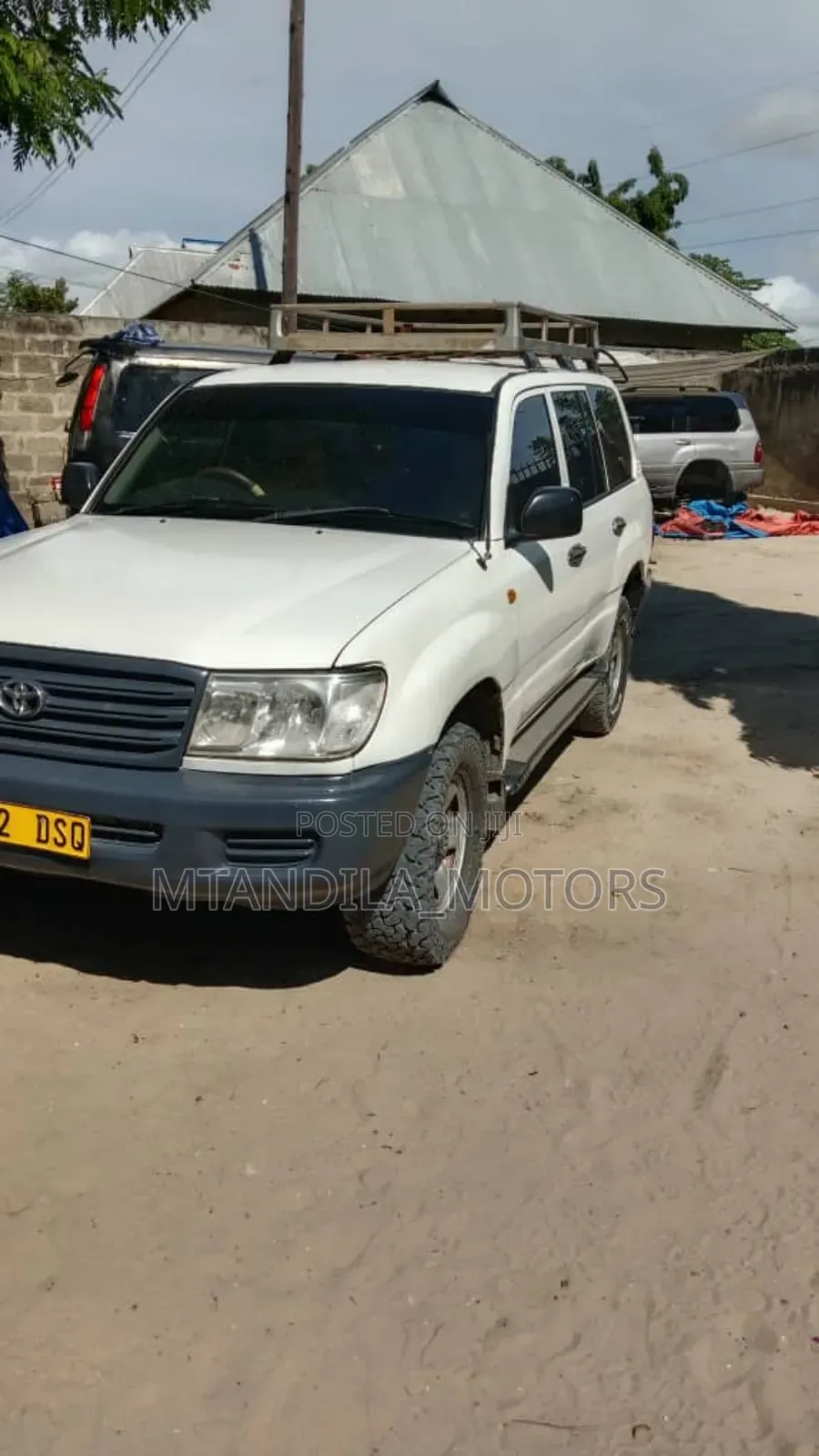 Toyota Land Cruiser Prado 2005 White