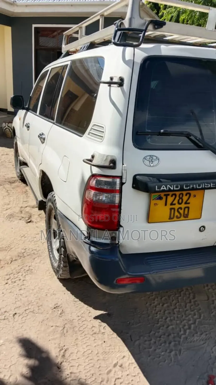 Toyota Land Cruiser Prado 2005 White