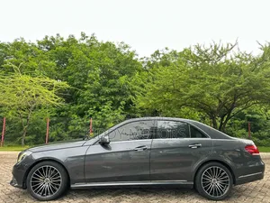 Mercedes-Benz E250 2013 Gray