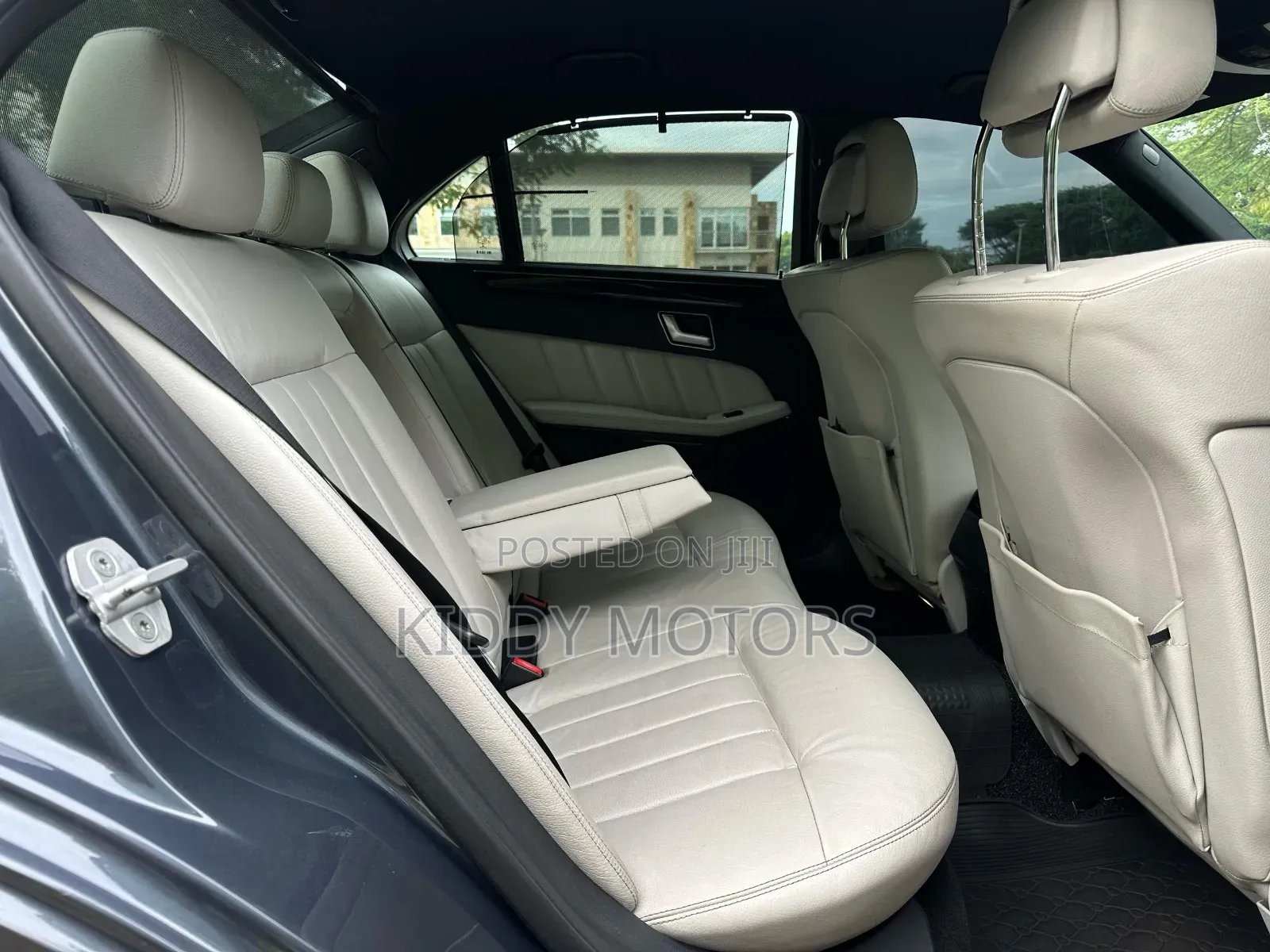 Mercedes-Benz E250 2013 Gray