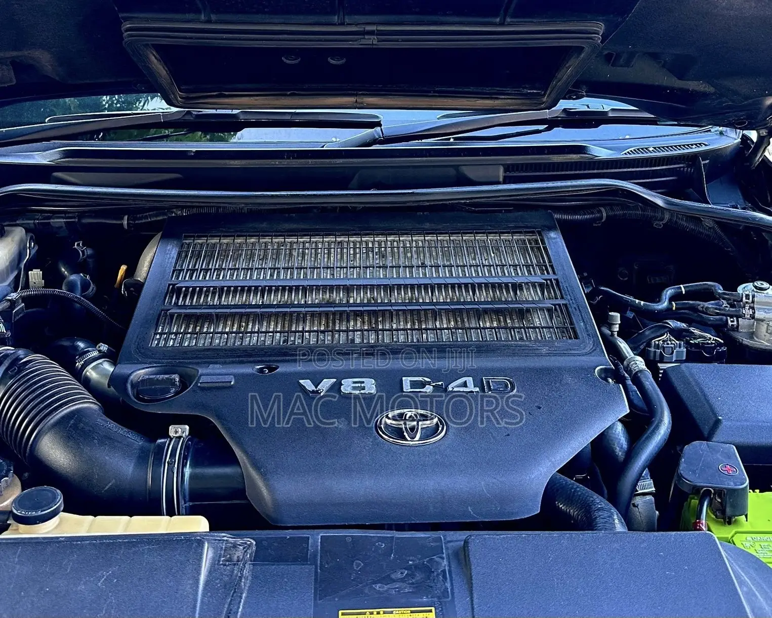 Toyota Land Cruiser 4.5 V8 VXR 2010 Black