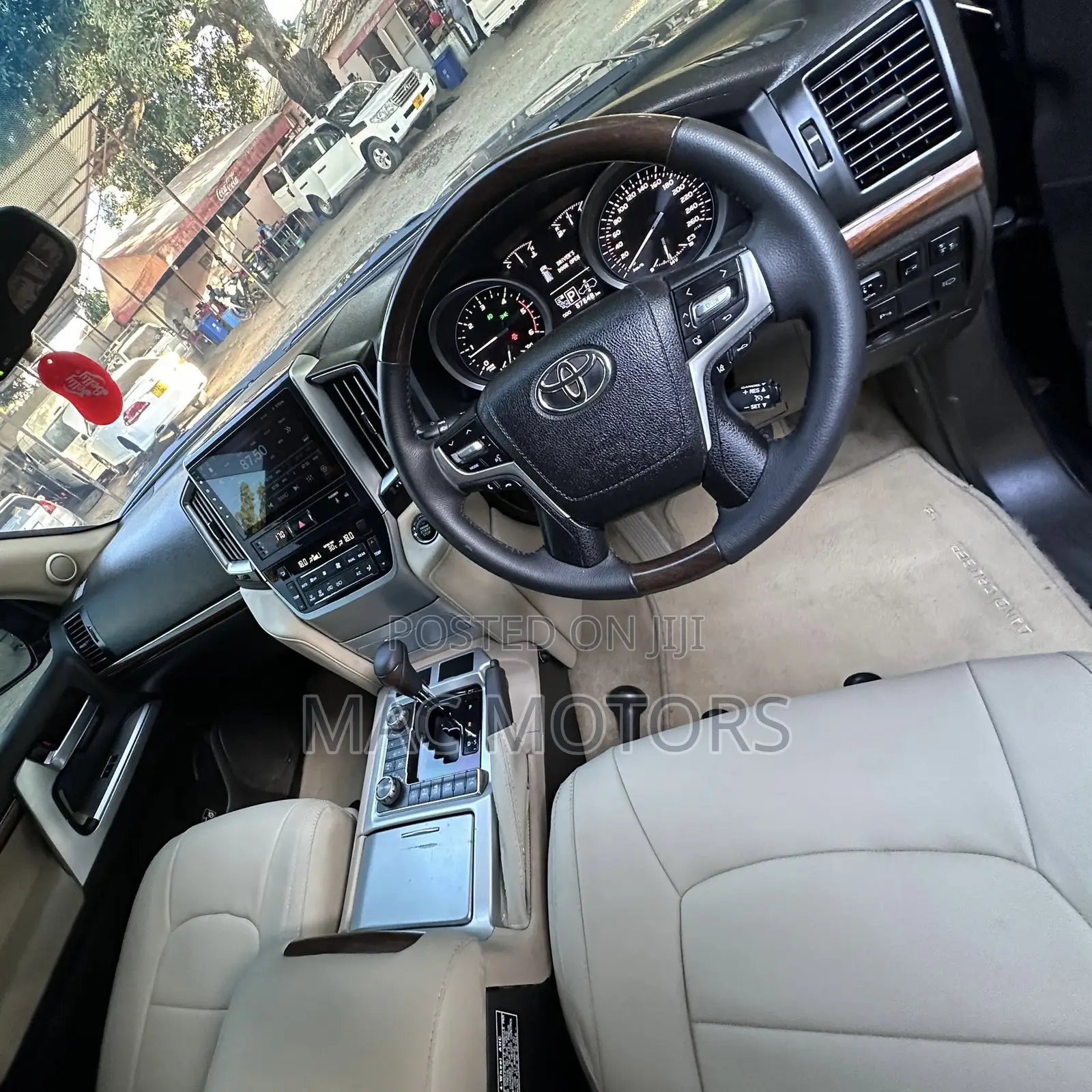 Toyota Land Cruiser 4.5 V8 VXR 2010 Black