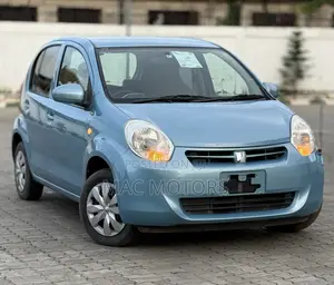 Toyota Passo 2013 Blue