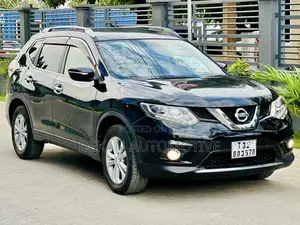 Nissan X-Trail SV Premium 2014 Black