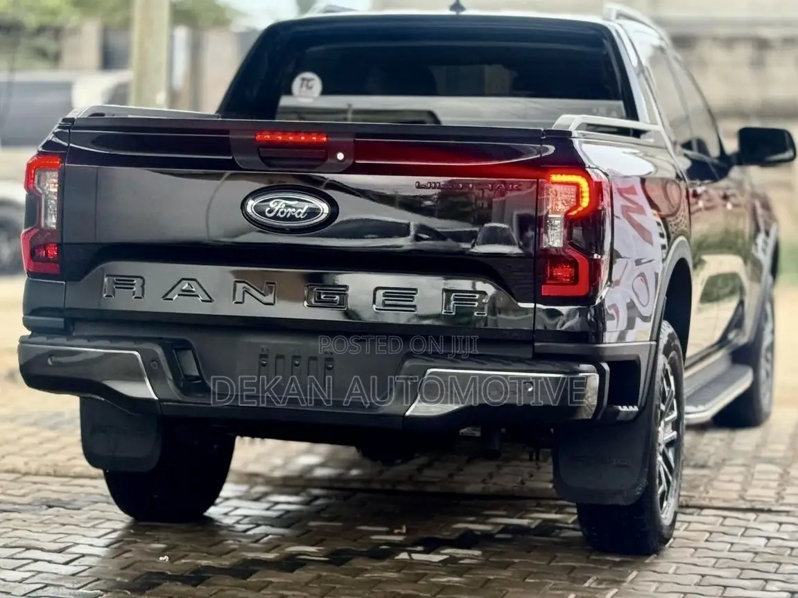 Ford Ranger Wildtrak 2023 Black