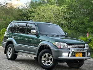 Photo - Toyota Land Cruiser Prado 1997 Green