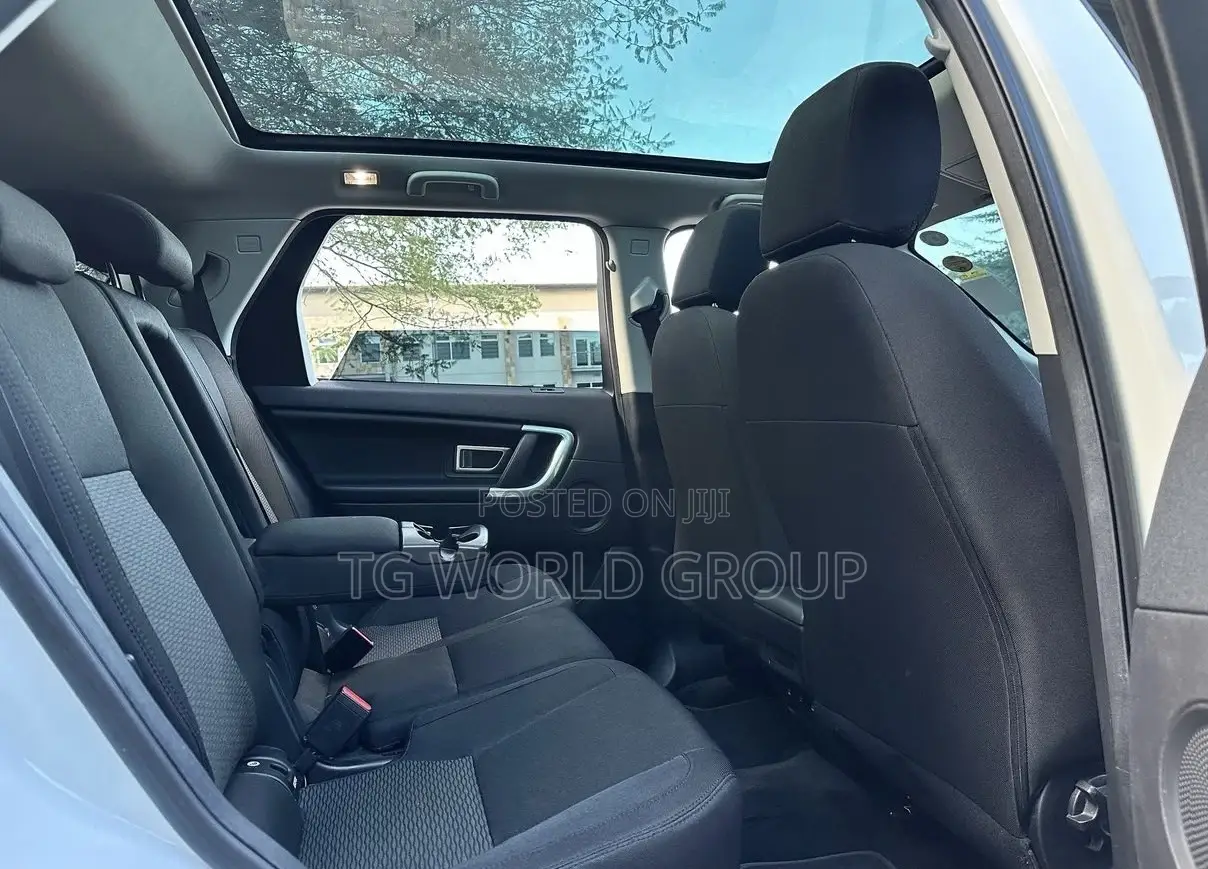 Land Rover Discovery Sport HSE 2016 White
