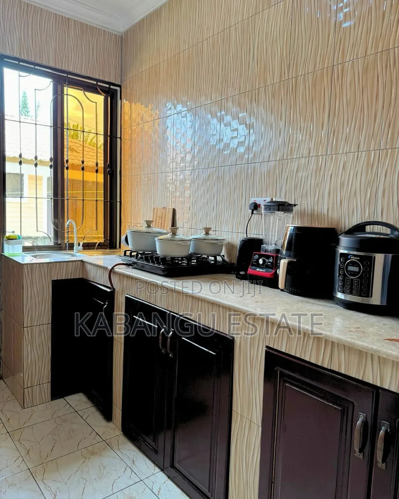 Furnished 2bdrm Apartment in Mbezibeach for rent