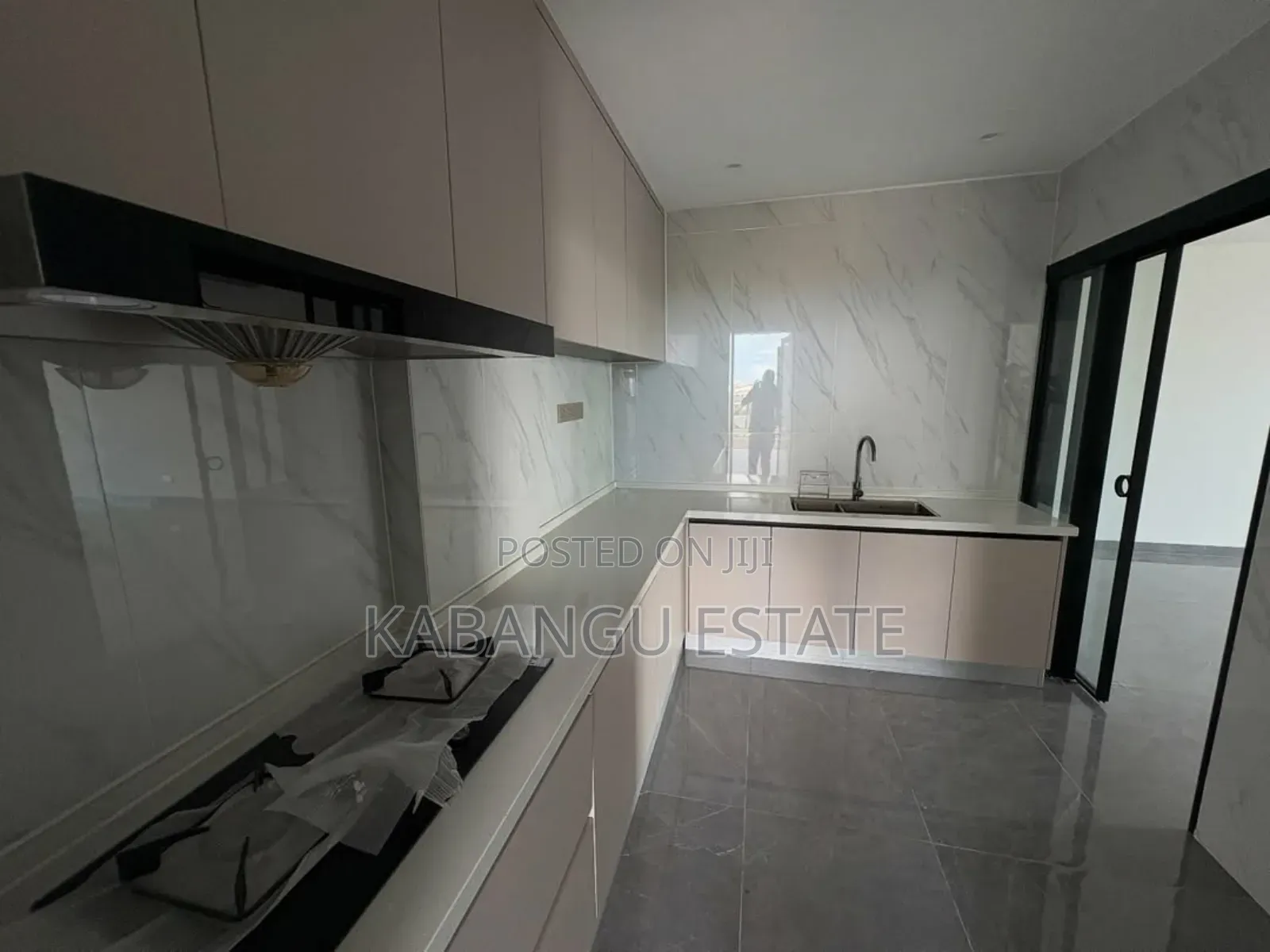 4bdrm Penthouse in Masaki Penthouse for rent