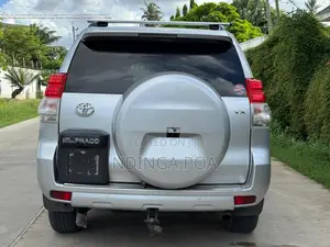 Toyota Land Cruiser Prado 3.0 TD 2012 Silver