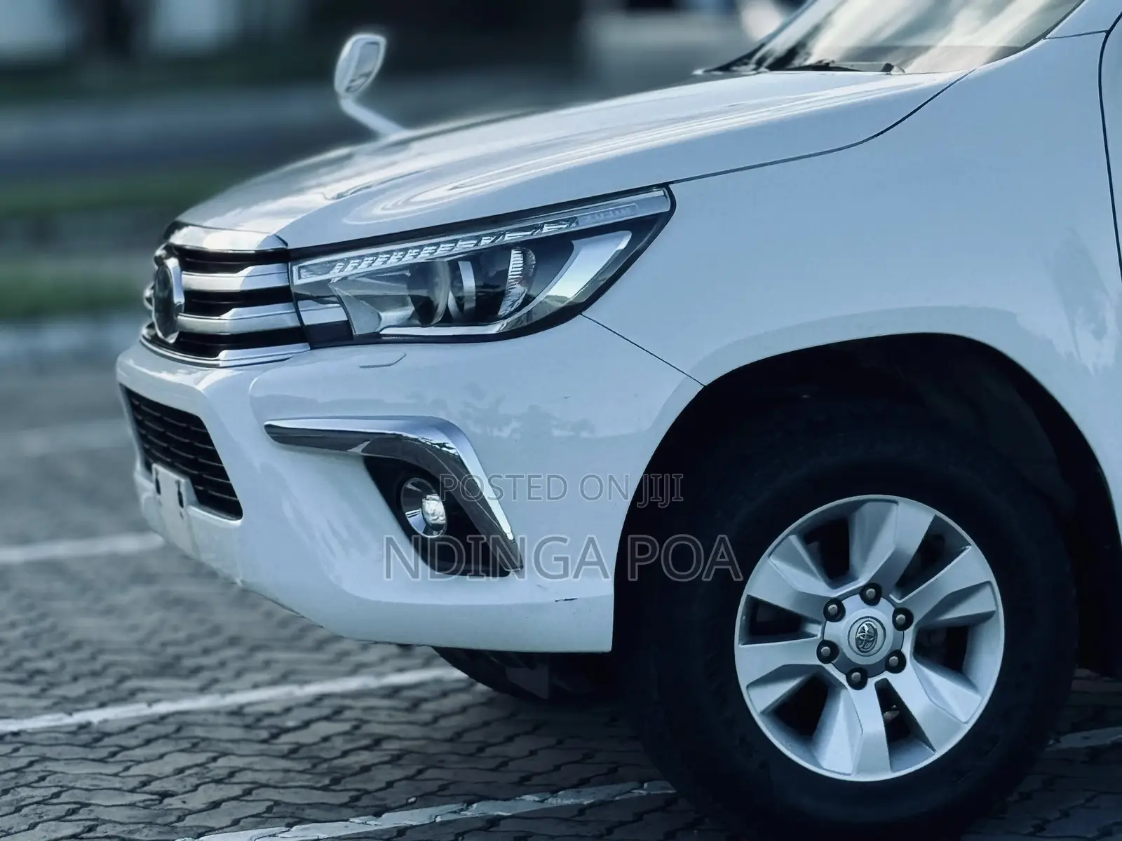 Toyota Hilux Revo Double Cab Deisel 2.4 RWD 2018 White