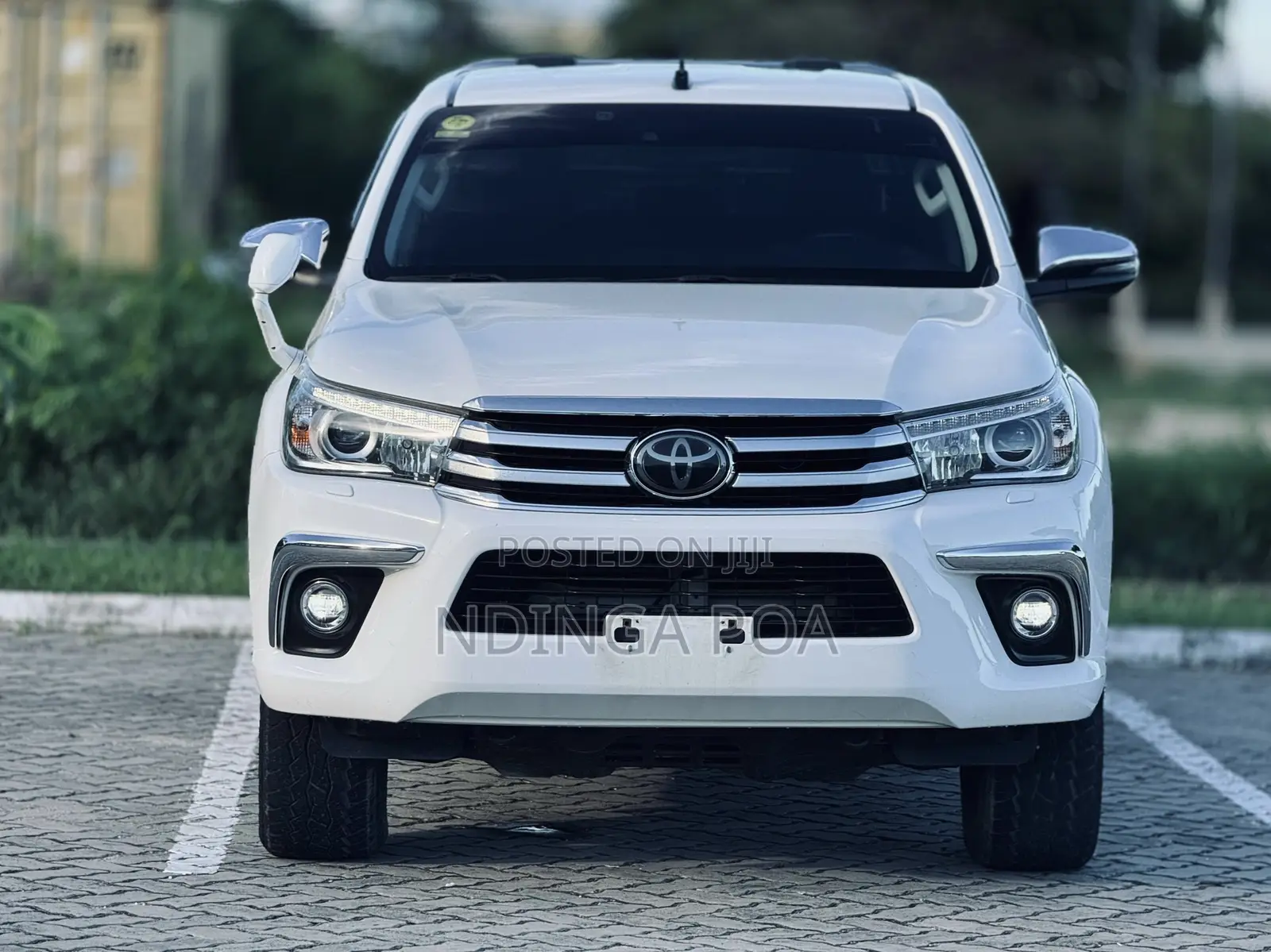 Toyota Hilux Revo Double Cab Deisel 2.4 RWD 2018 White