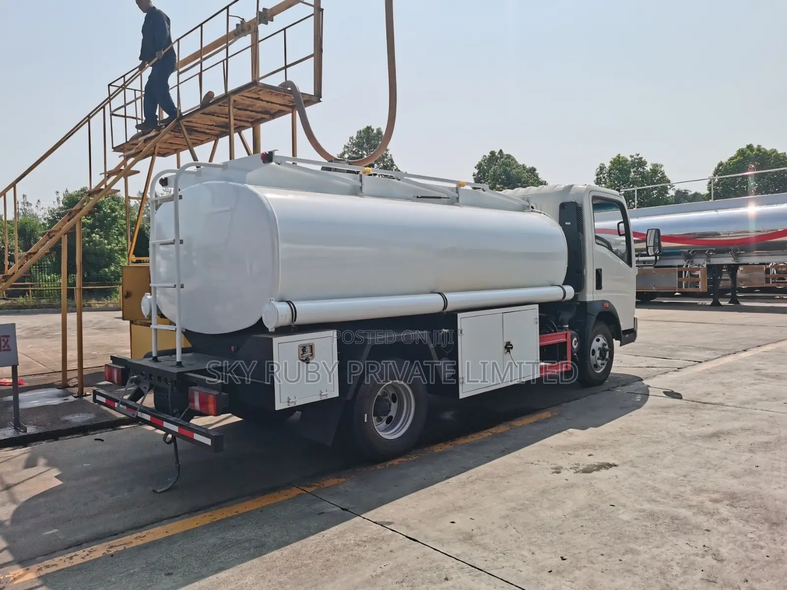 Truck Mobile Fuel Bowser, Fuel Bowser, Diesel Tank Truck
