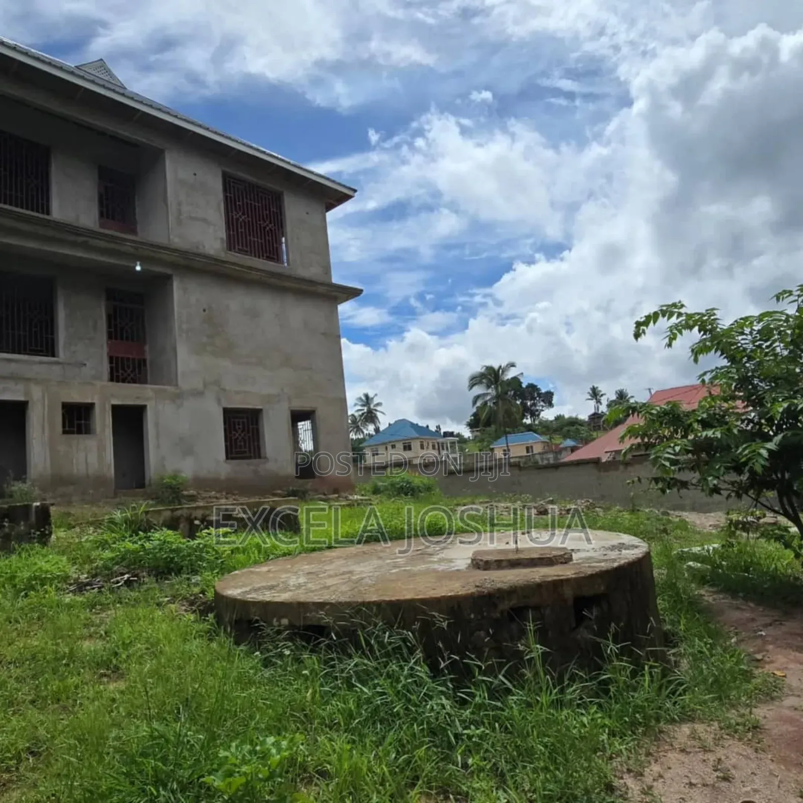 6bdrm House in Excela Joshua, Mbezi for sale