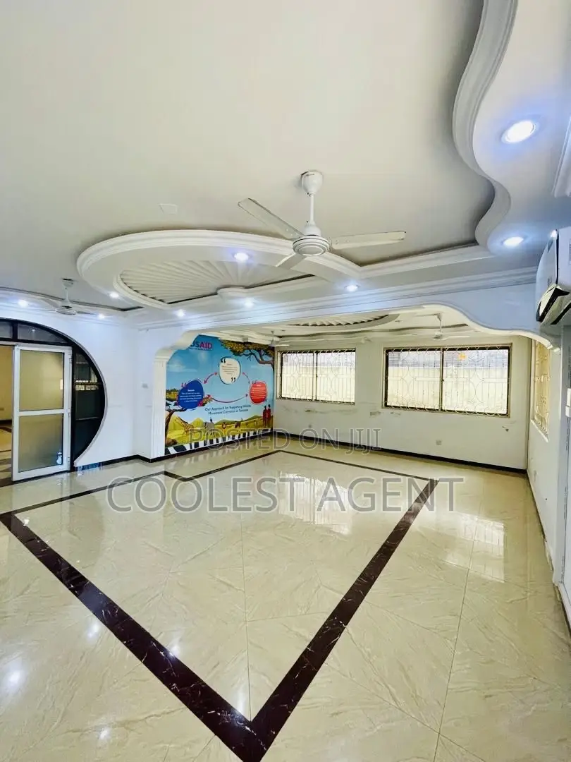 5bdrm House in Coolest Estate, Masaki for rent
