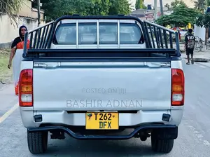 Toyota Hilux 2.5 D-4D SRX 2009 Silver